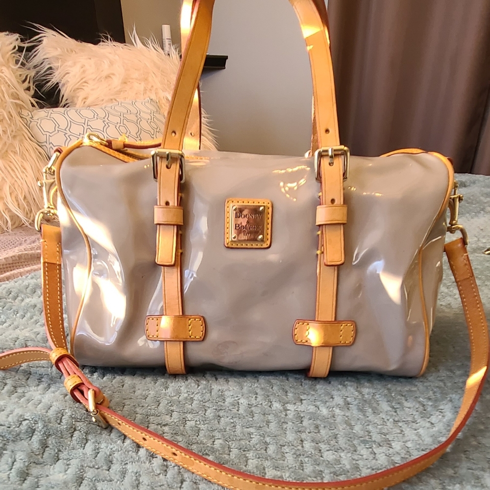 DOONEY & BOURKE BARREL SATCHEL - DOVE GREY PATENT LEATHER